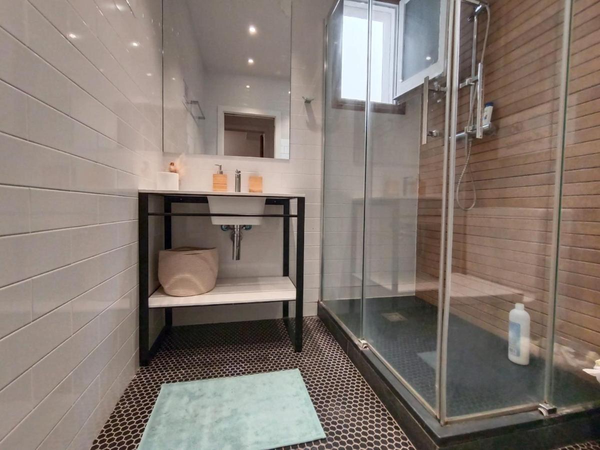 Private Rooms In Gothic Barcelona Exterior foto