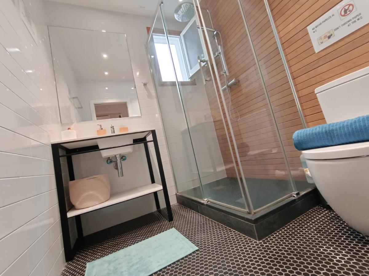 Private Rooms In Gothic Barcelona Exterior foto