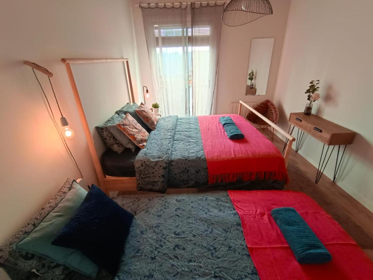 Private Rooms In Gothic Barcelona Exterior foto
