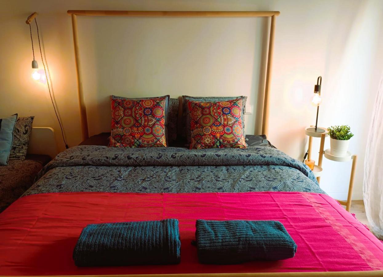 Private Rooms In Gothic Barcelona Exterior foto